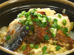 さんま蒲焼でうなたま風 