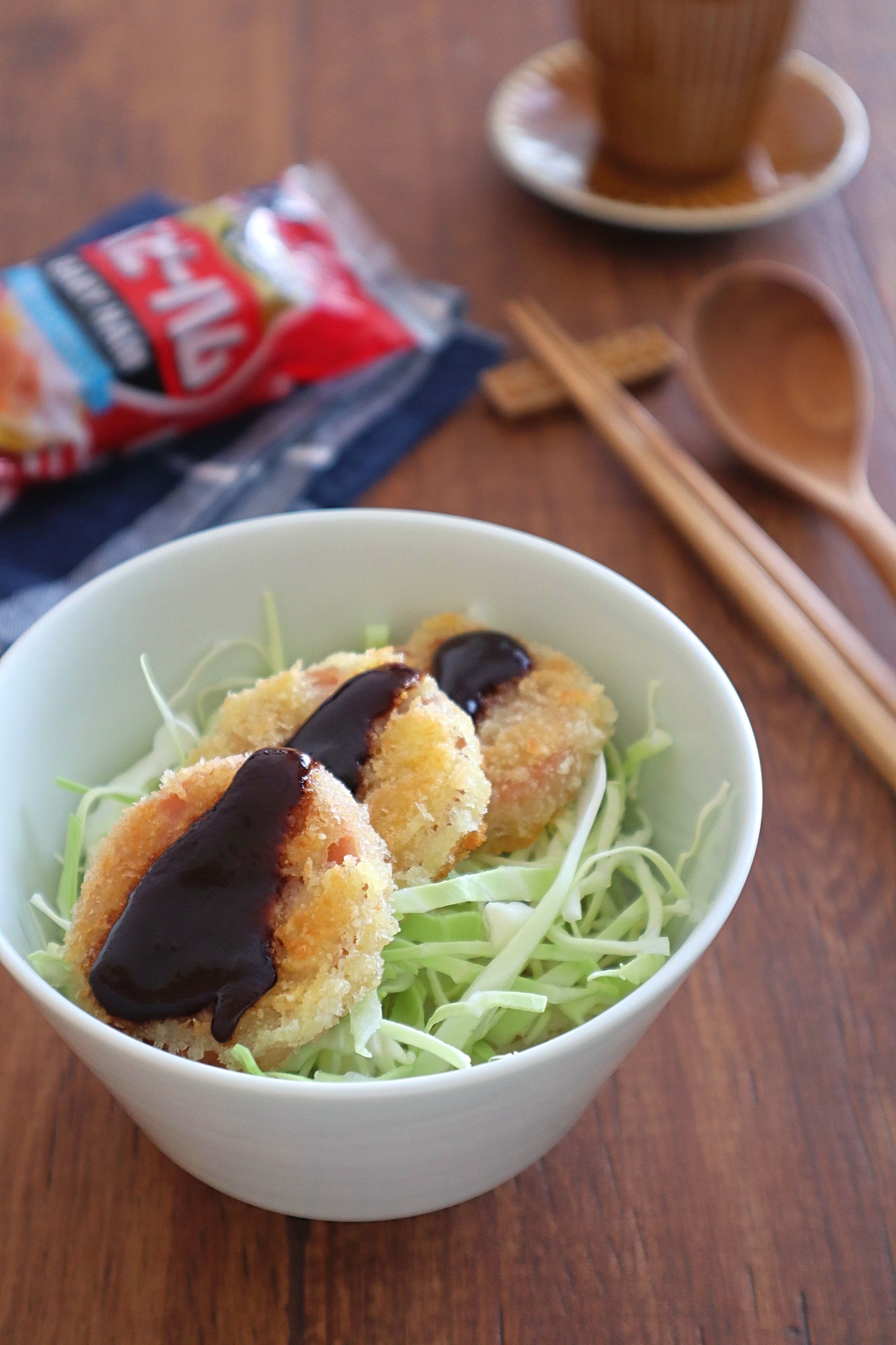 これ一品で大満足♪チーズハムカツ丼