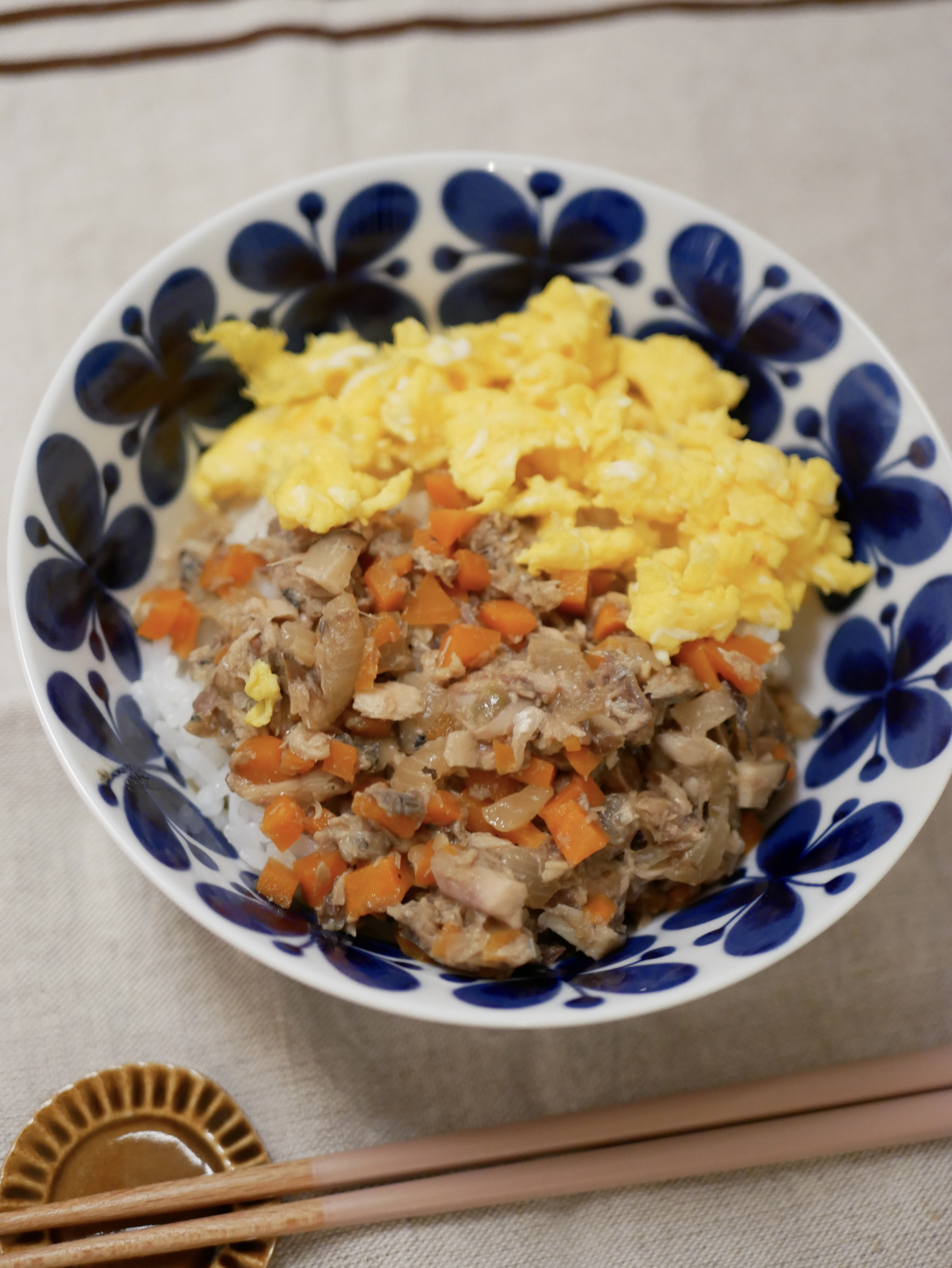 さばそぼろ丼